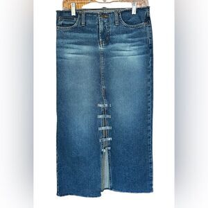 Vintage L.E.I Medium Wash Denim Maxi Skirt Juniors Size 5. Y2K. Western. Chic